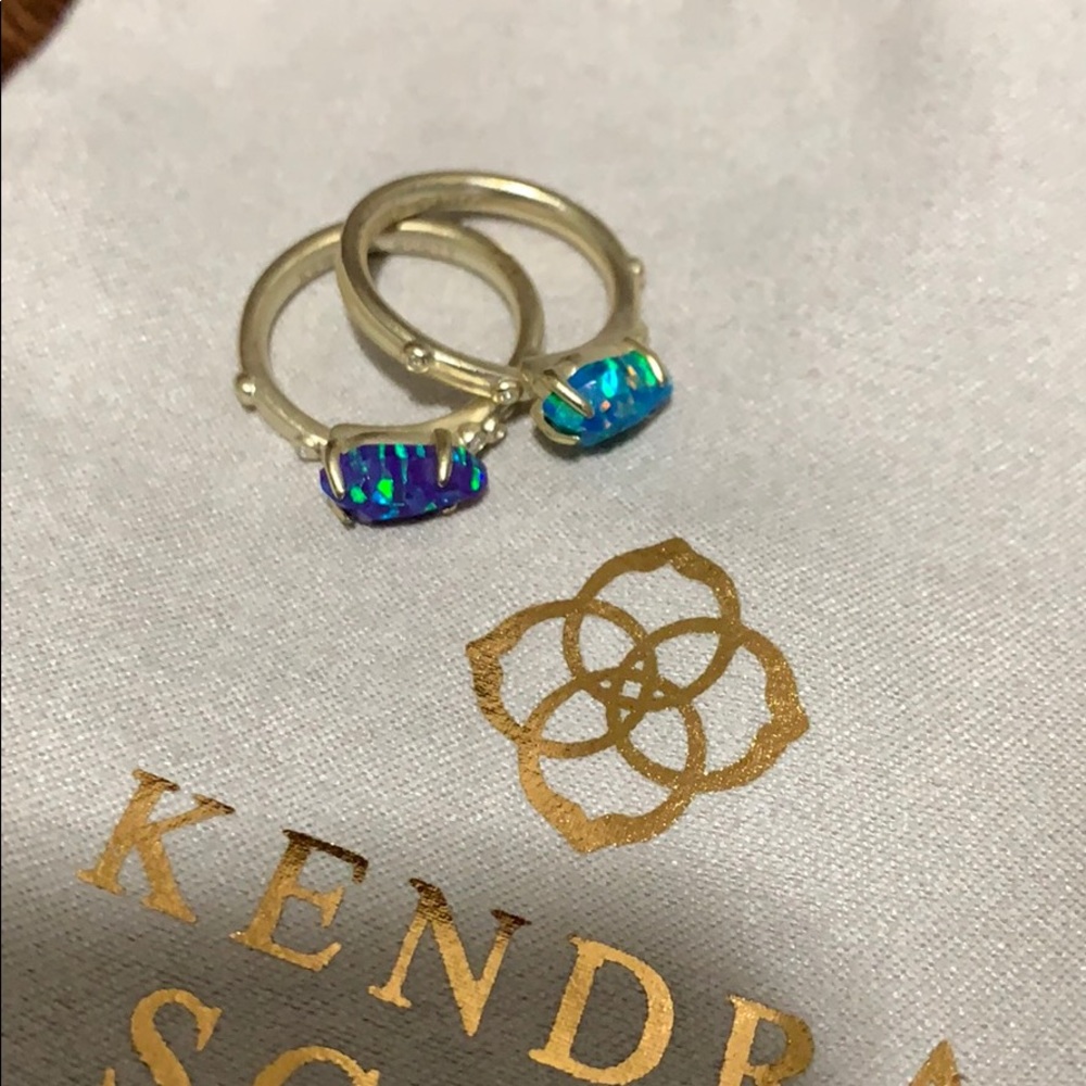 2 KENDRA SCOTT Julia Band Ring